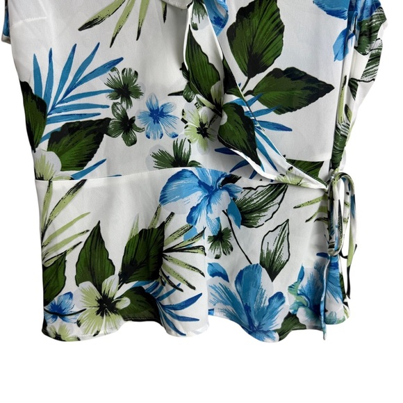 Banana Republic Tropical Floral Print Wrap Top Short Sleeve Size S Casual Ruffle - Picture 4 of 12